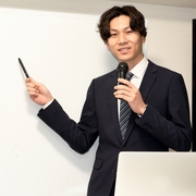 営業成功事例の共有