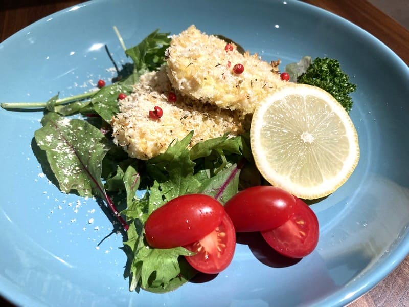 白身魚の香草パン粉焼き