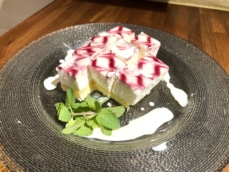 ケータリング料理 ミニレアチーズケーキ